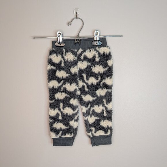 ๐ 2 for 15 ๐ Cat & Jack Fuzzy Neutral Dinosaur Set - Picture 5 of 6